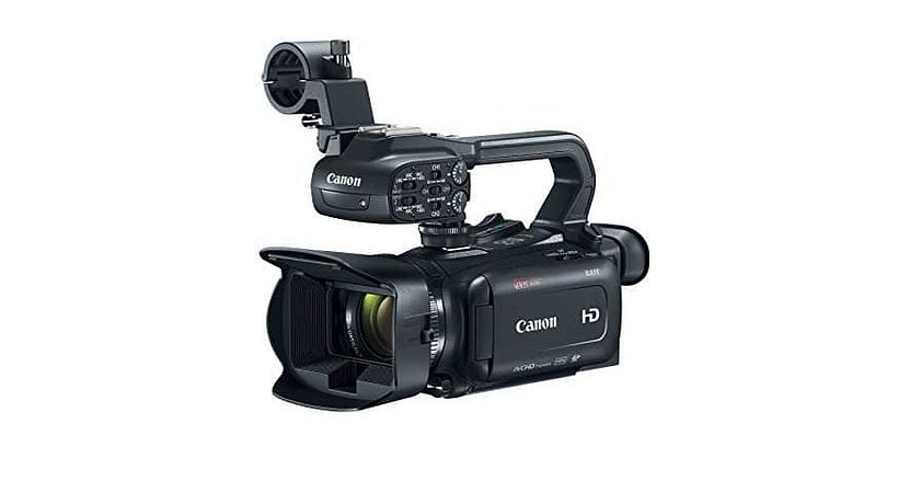 Digital Video Camera (Broadcast Quality)